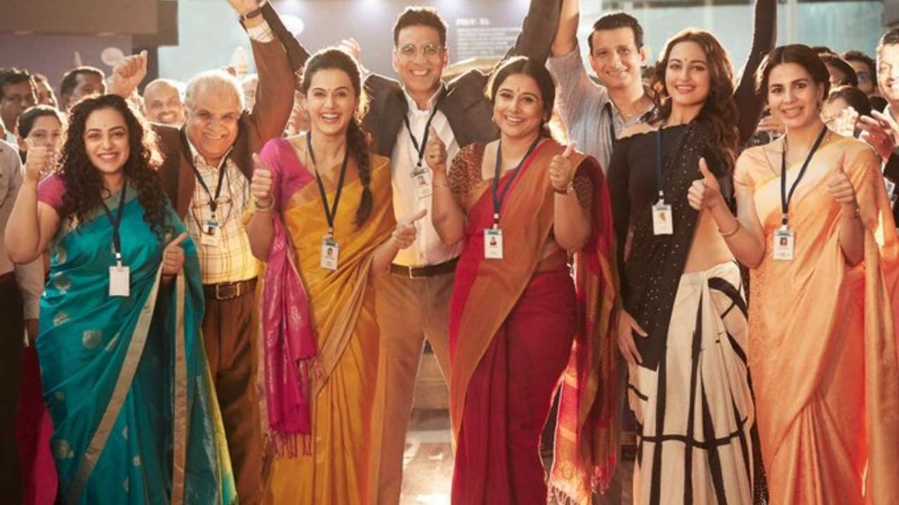 'Mission Mangal' Movie Review: Akshay Kumar starrer is ordinary film about an extraordinary feat