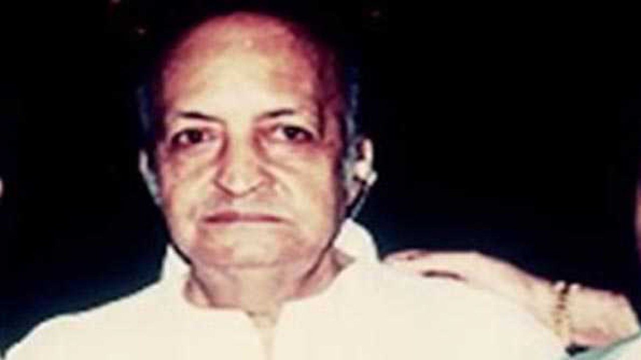 Remembering ‘Khaike Paan Banaraswala’ lyricist, Anjaan on death anniversary
