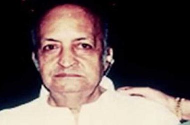 Remembering ‘Khaike Paan Banaraswala’ lyricist, Anjaan on death anniversary