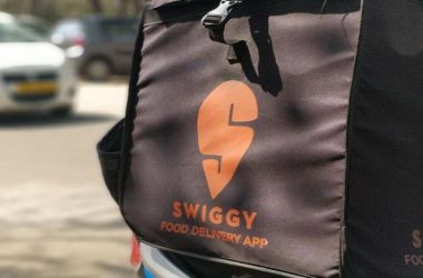 Swiggy Go for instant pick up, dropping packages launched