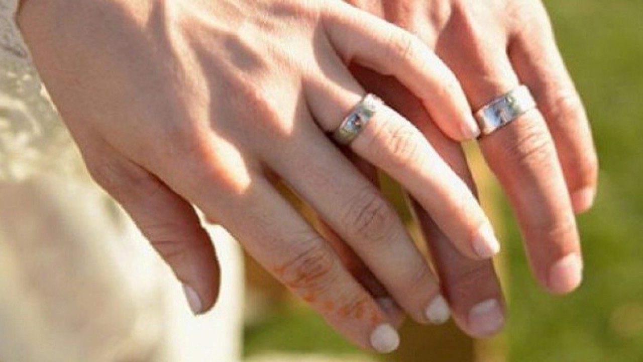 23 weddings and divorces to skirt property rules in China