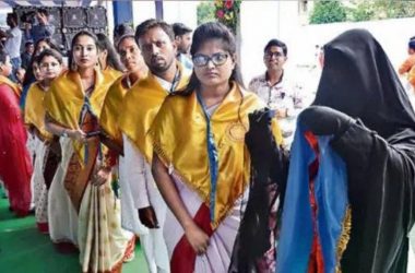 Jharkhand: College topper denied degree over wearing burkha at graduation ceremony