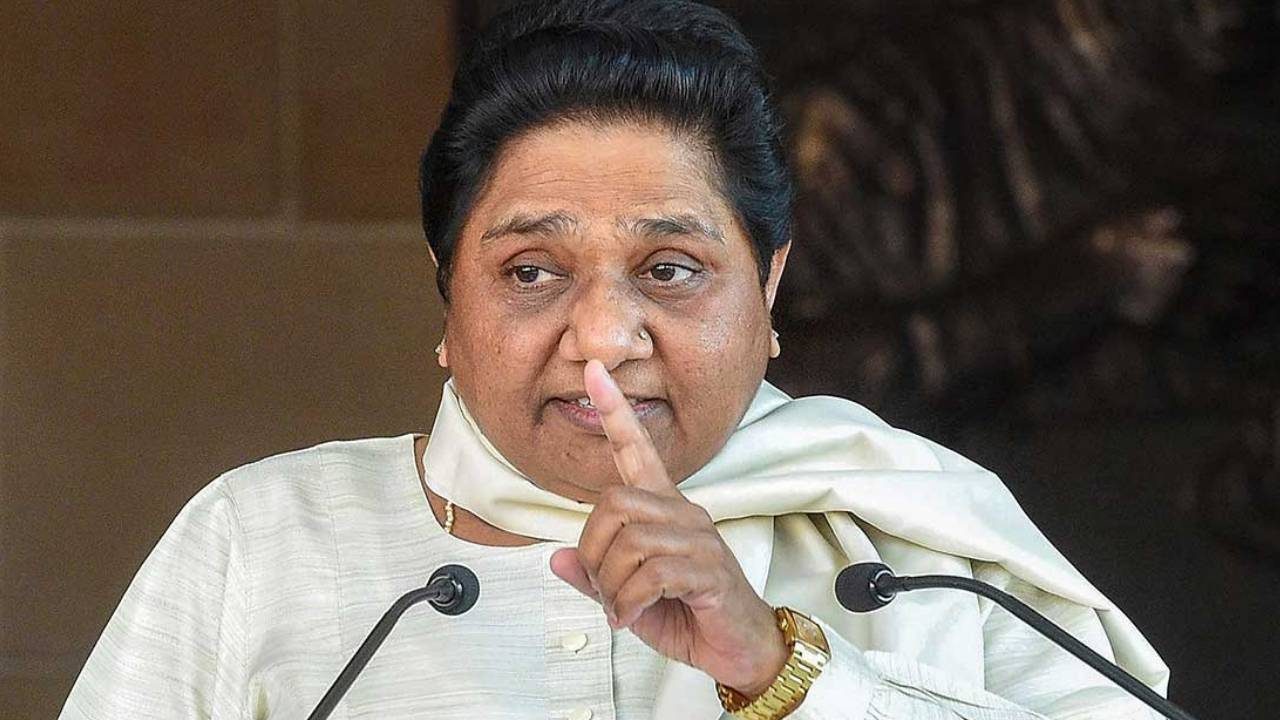 ‘C’ in Congress stands for ‘cunning’: Mayawati