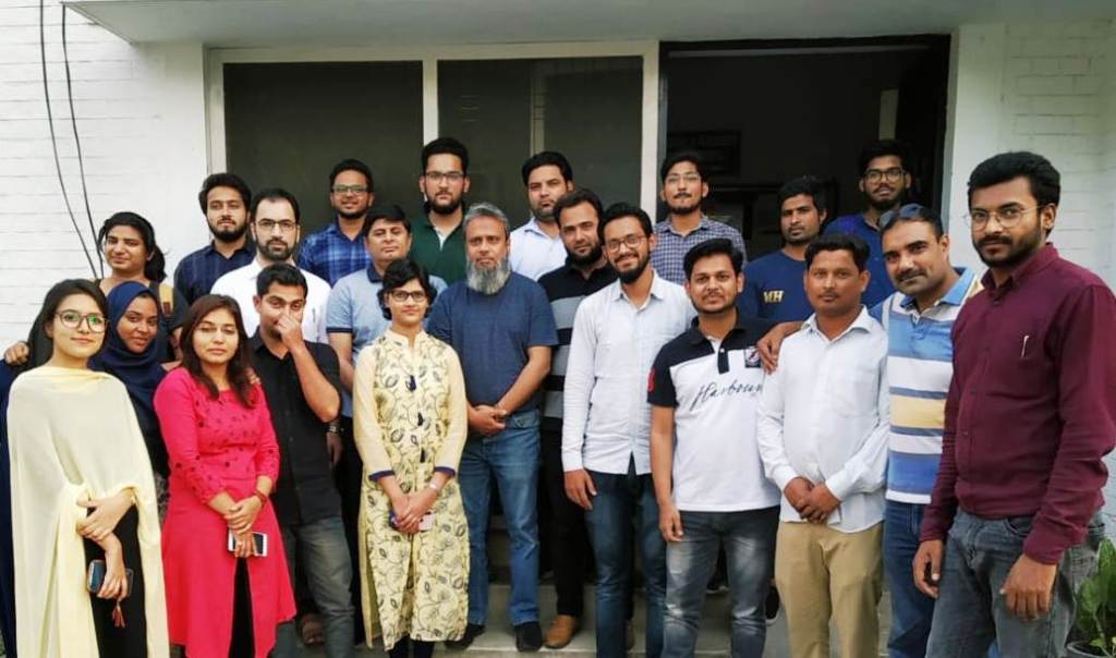 More MNCs recruit Aligarh Muslim University students