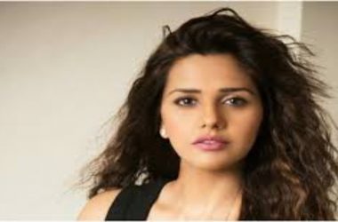 Felt pain in chest while missing son in 'Bigg Boss': Dalljiet Kaur
