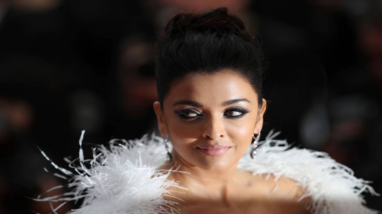 Aishwarya Rai Bachchan birthday: Here are lesser-known facts about the 'Miss World' winner