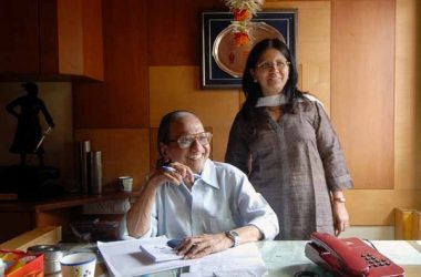 Senior journalist Nilkanth Khadilkar passes away at 85