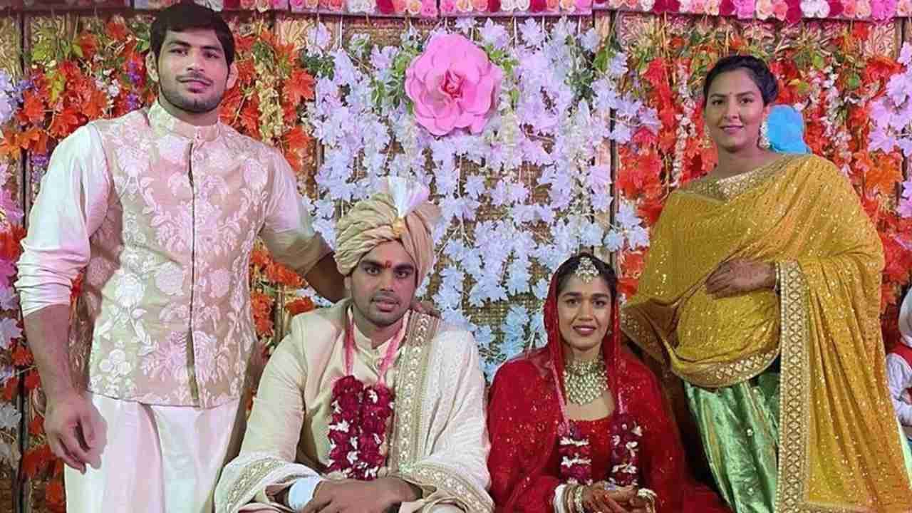 [In pics]: 8-phera wedding for Nach Baliye couple Babita Phogat and Vivek Suhag