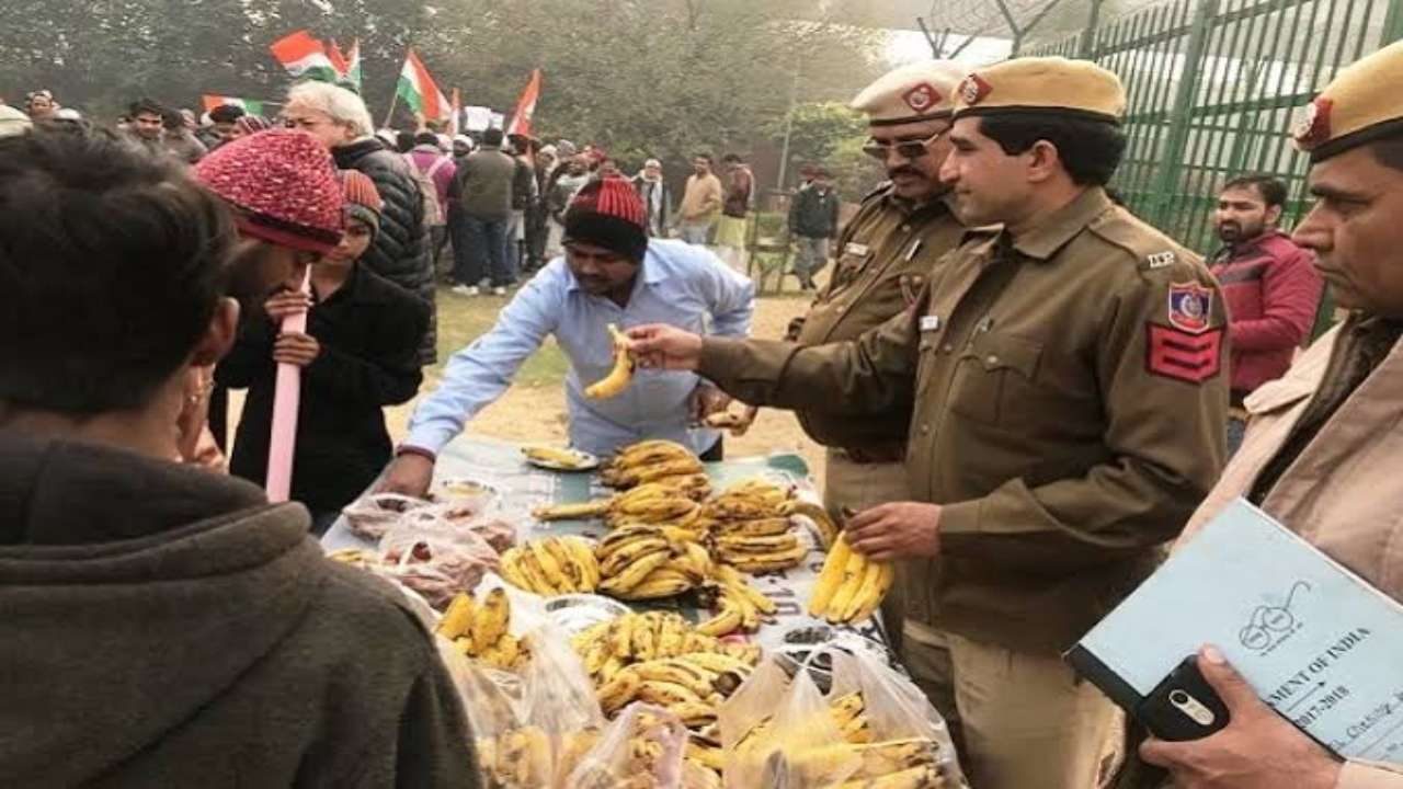 CAA Protest: Cops in Delhi, Bengaluru offer food to detained protesters