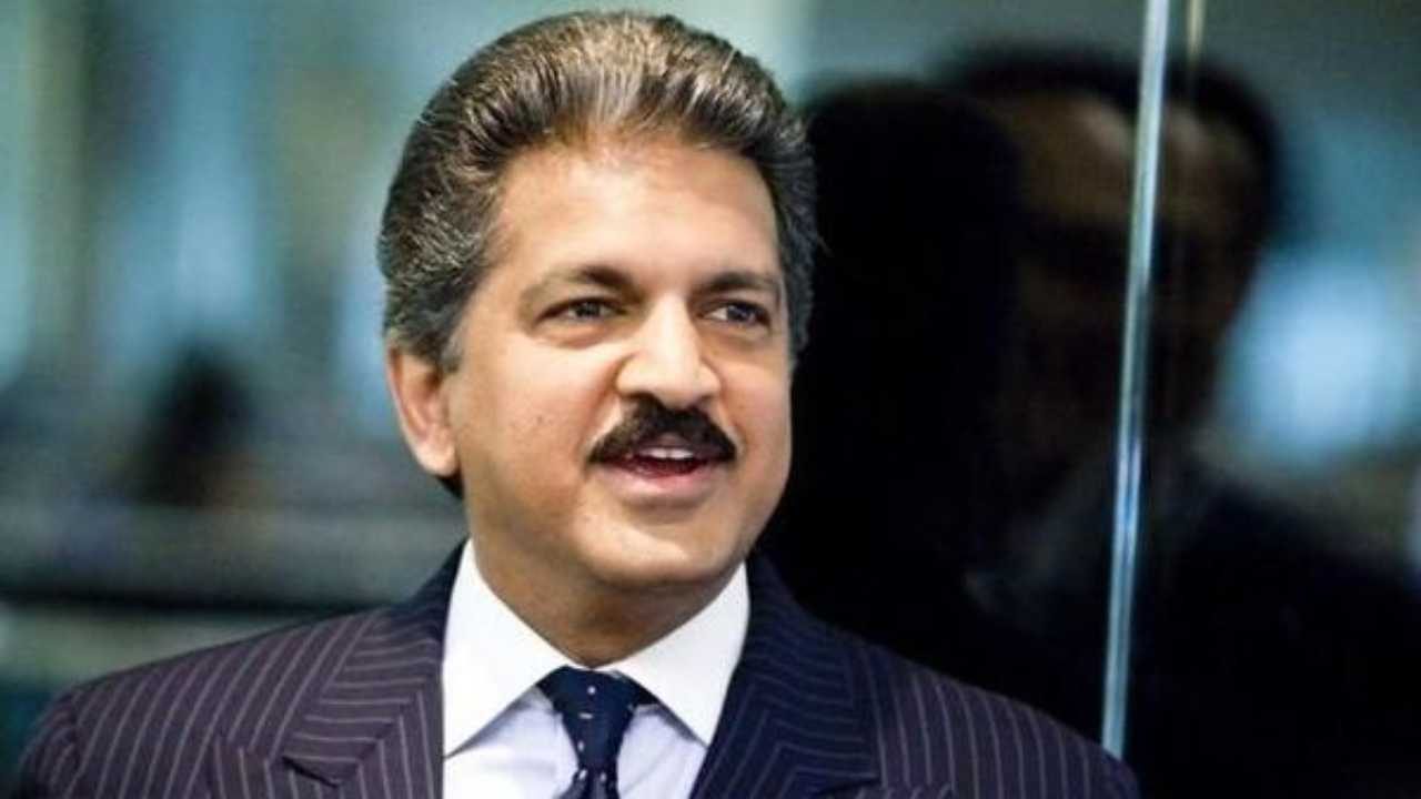 Watch: Anand Mahindra shares video highlighting benefits of mobile devices