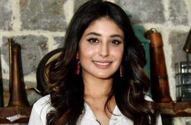 Kritika Kamra shares details of impersonator claiming to manage her Instagram account, deets inside!