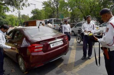 People show COVID-19 symptoms after religious gathering, police cordon off Delhi's Nizamuddin area