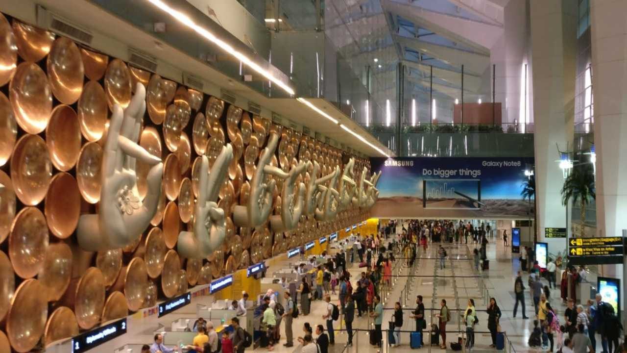 Delhi Airport: Now you can avail doorstep baggage pick-up, here's how