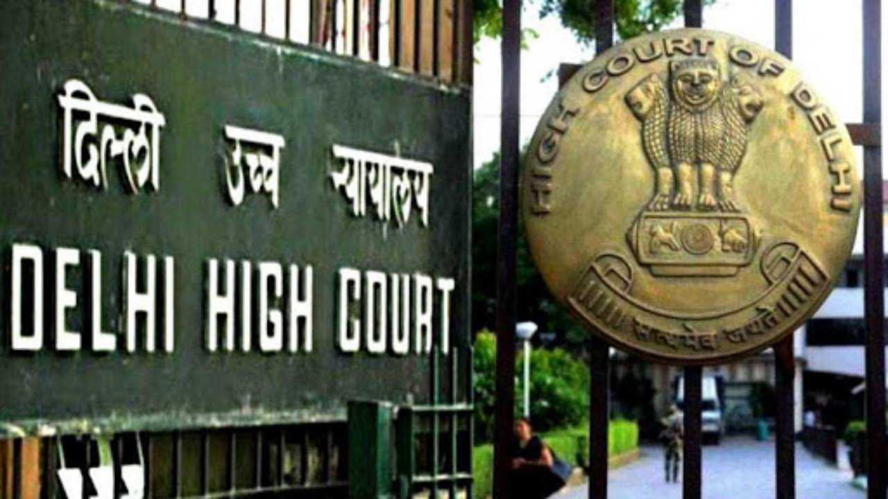 Why should contempt proceedings not be initiated, HC asks DU