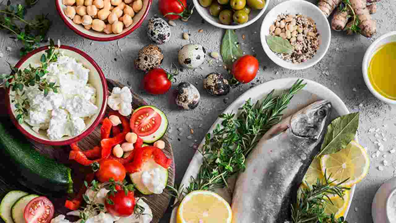 Mediterranean diet can reduce frailty in old age: Study
