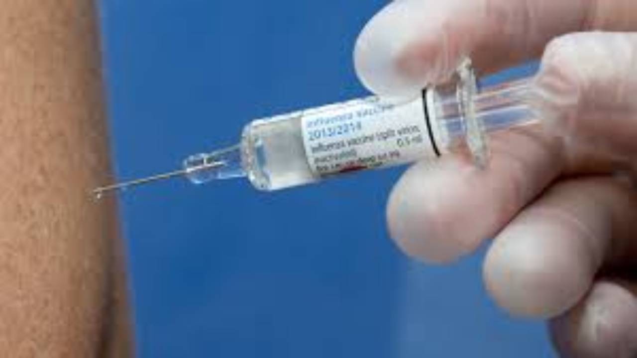 Oxford University's coronavirus vaccine enters phase 1, opens for clinical trial on humans
