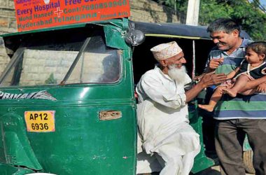Hyderabad: Haneef Chacha's free ambulance auto is a messiah for people in need