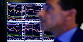 Global trends, earnings major drivers for stock markets this week: Analysts