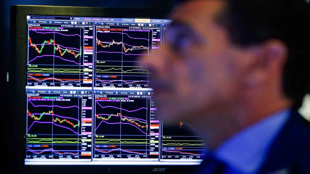 Global trends, earnings major drivers for stock markets this week: Analysts