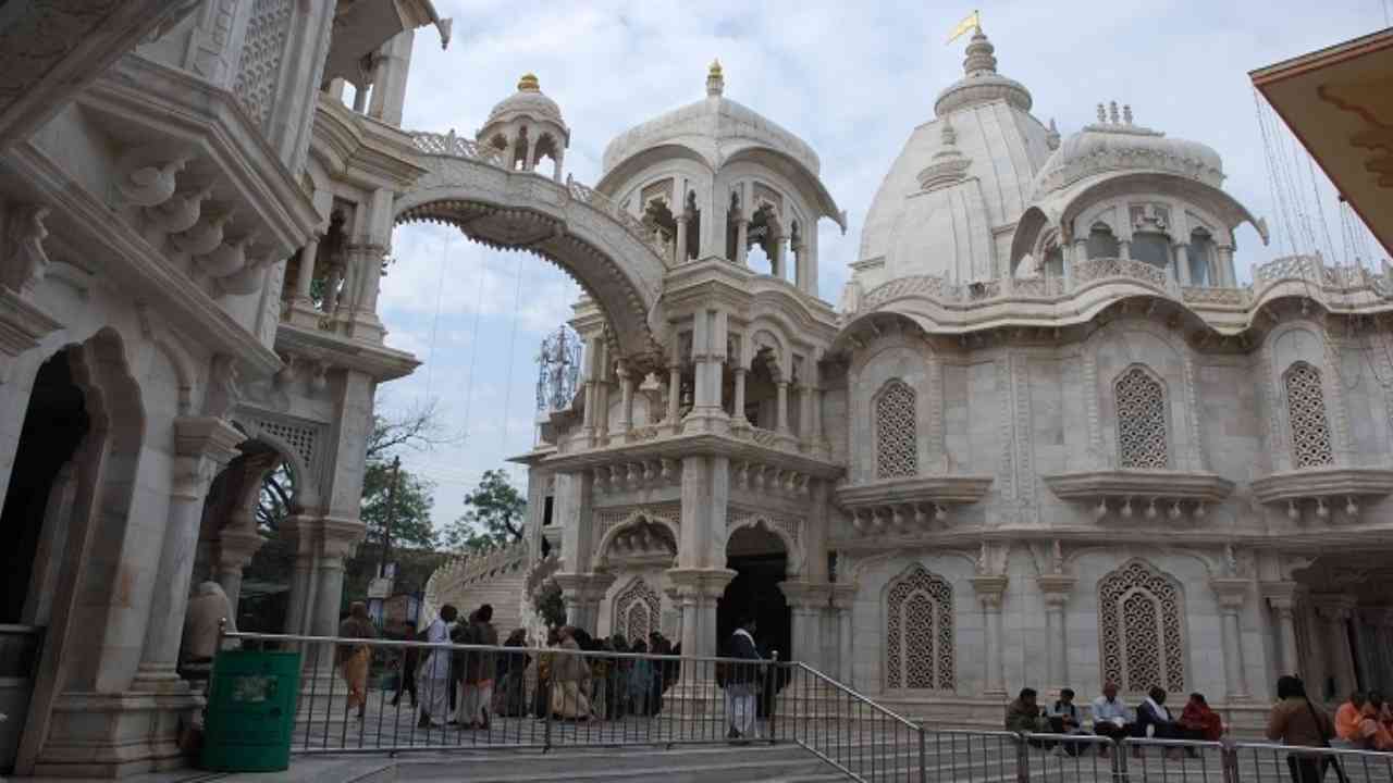 Coronavirus scare: Ahead of Holi, Mathura Iskcon temple prohibits entry of foreign pilgrims