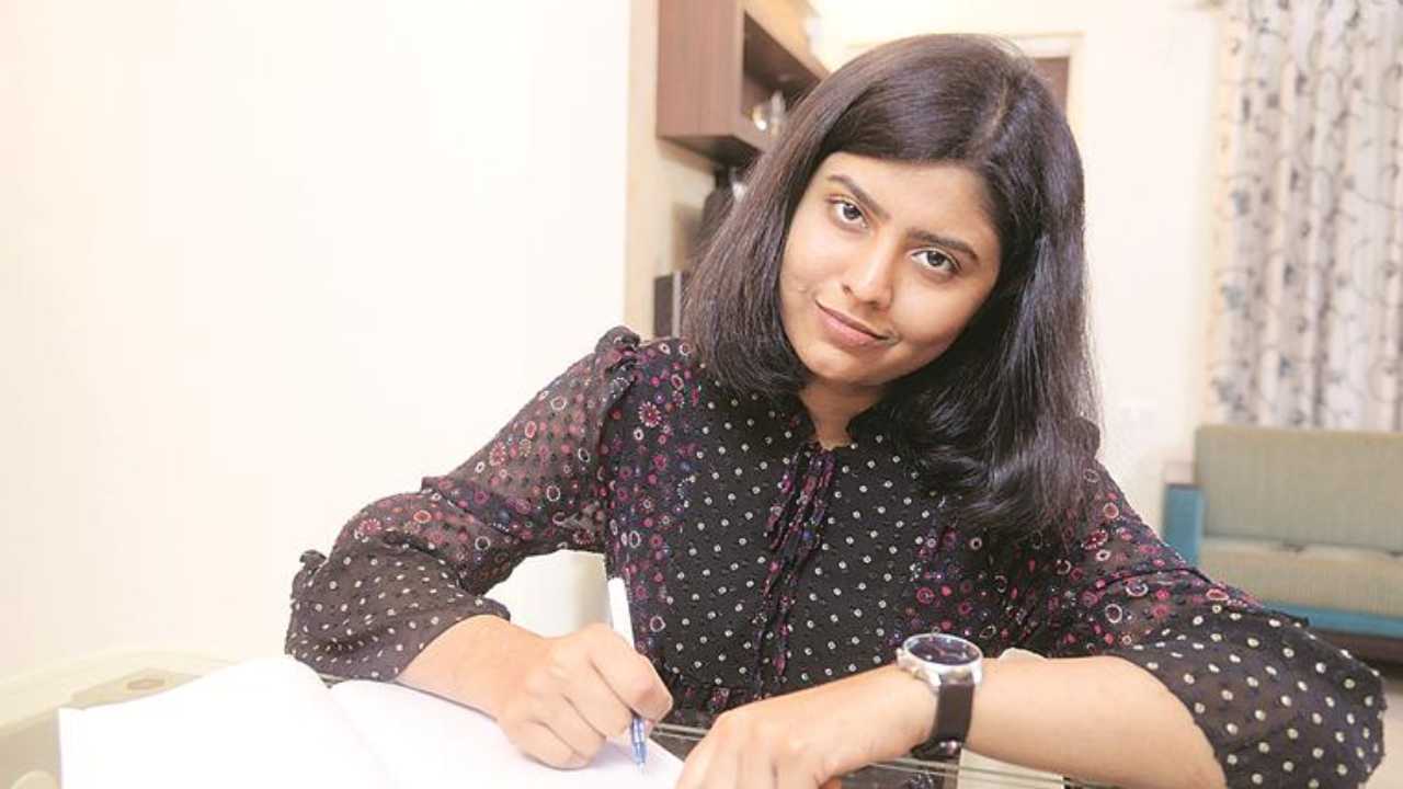 21-year-old Pune student undergoes hand-transplant, here's everything about curious case