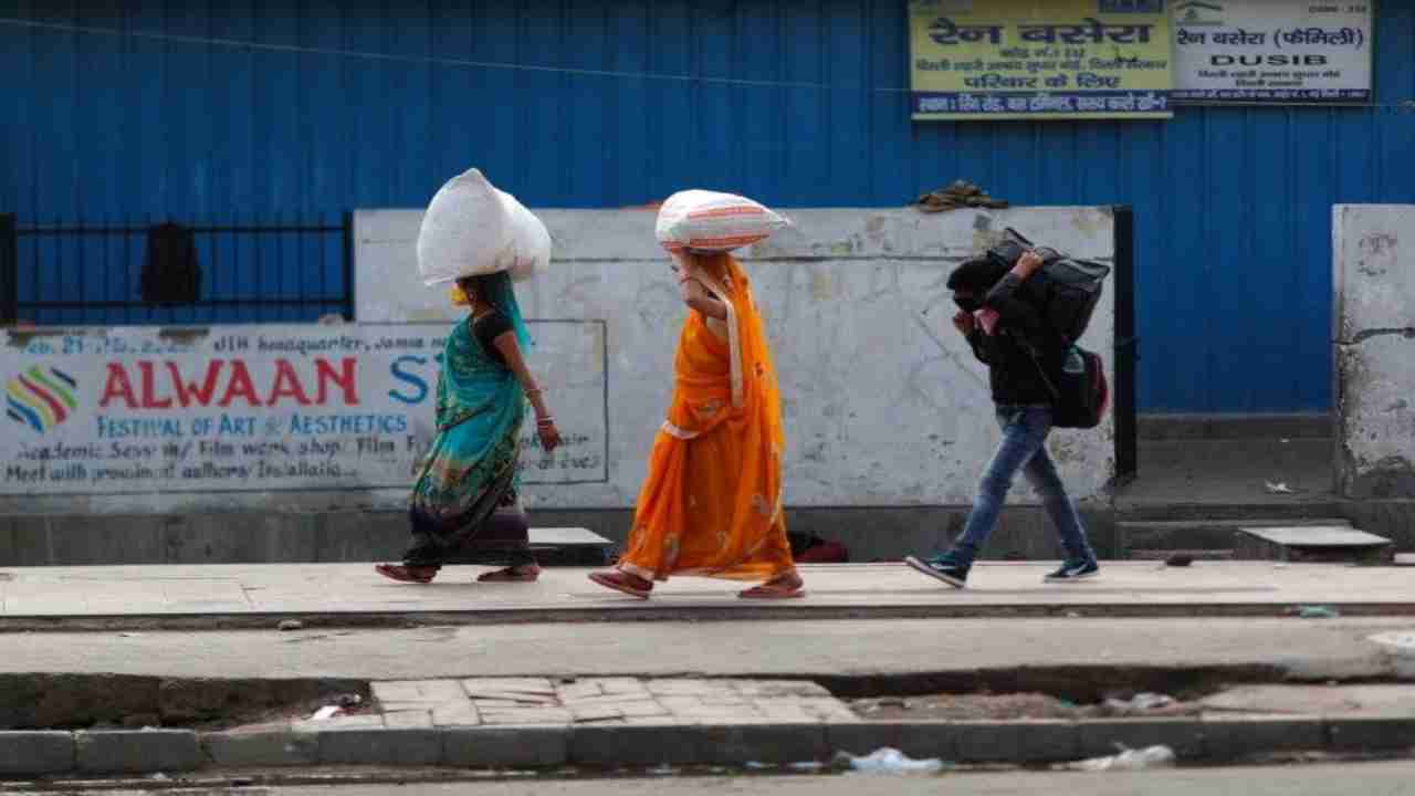 Maharashtra Labor Walks 135KMs For Two Days Without Food
