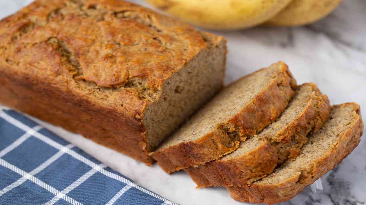 COVID-19 lockdown: Here are easy Instagram recipes to make banana bread at home