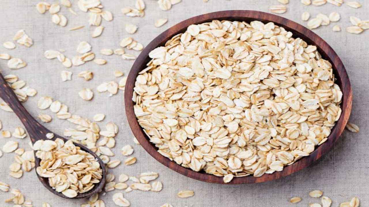 Here are some beauty benefits of Oats