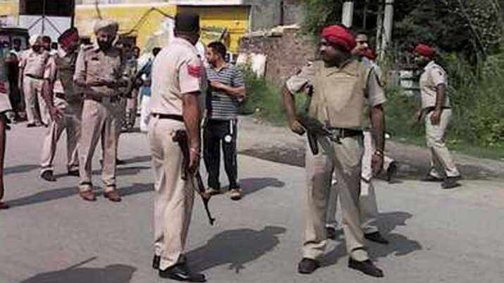 Covid-19 Lockdown: Police team attacked in Punjab, officer's hand chopped off