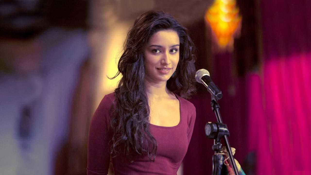 Shraddha Kapoor to play double role in film 'Chaalbaaz In London'