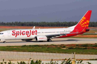 No April, May salaries for SpiceJet pilots, barring aviators of cargo ops