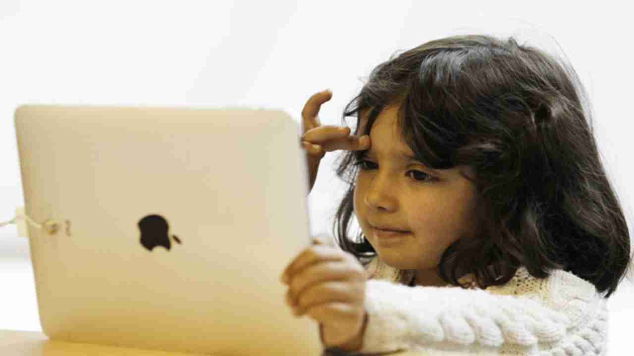 38% school-going kids have access to Internet in India: Report