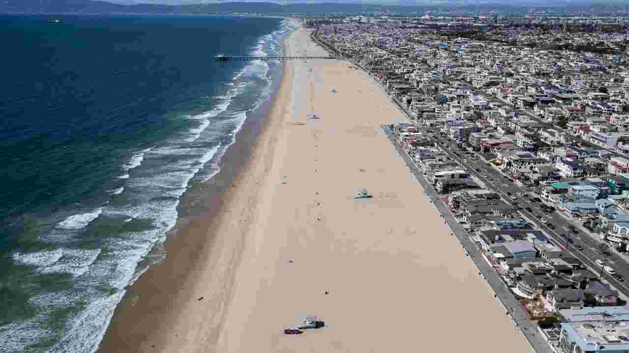 LA reopens beaches amid stay-at-home order