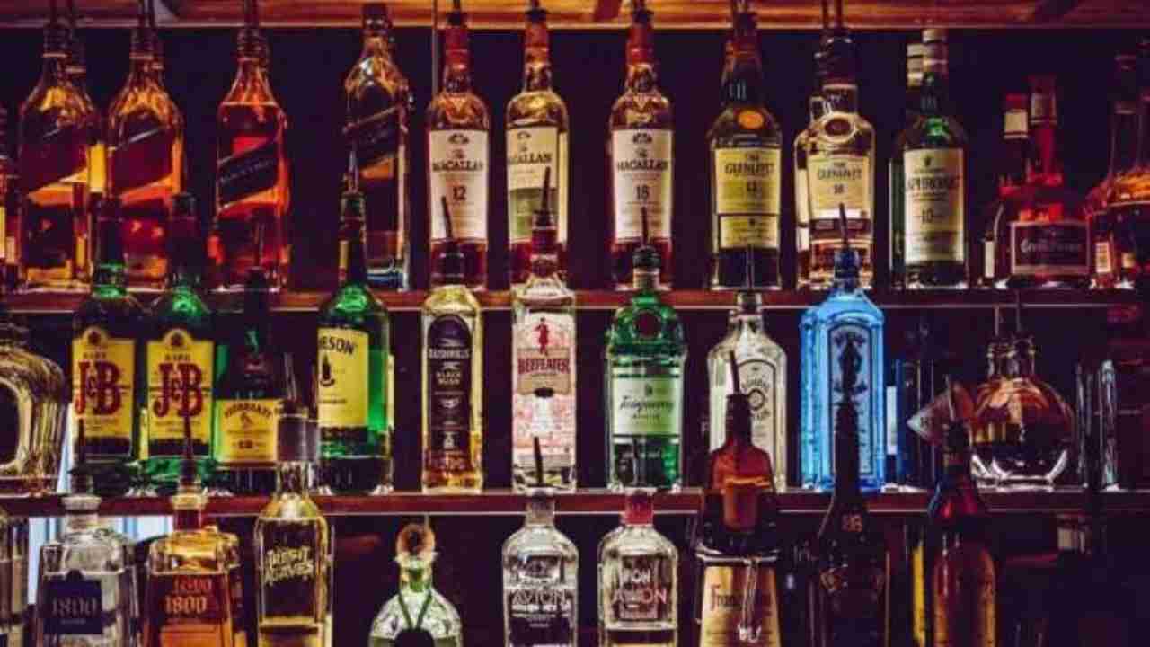 Noida guzzled liquor worth over Rs 9 cr on New Year