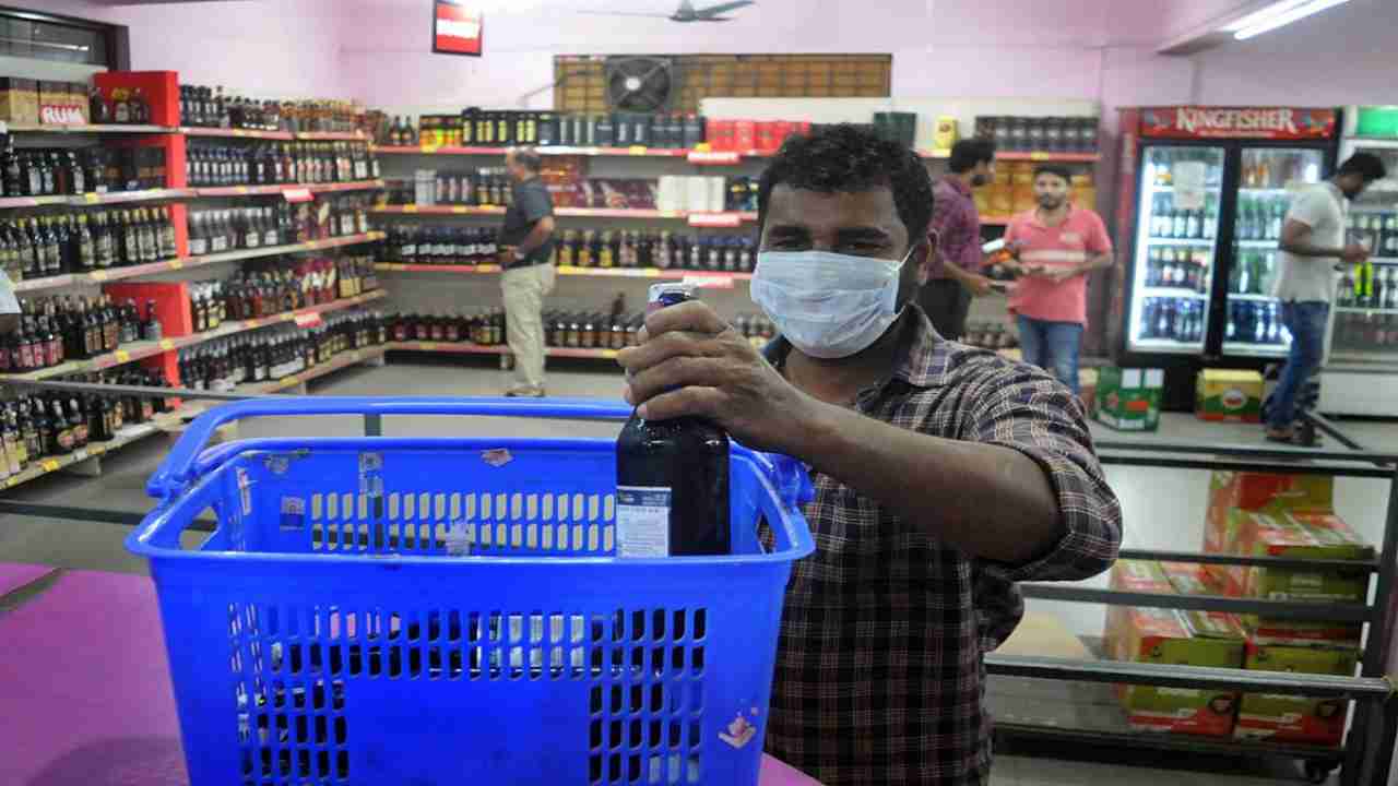 Jharkhand liquor shops open, prices up by 25 per cent