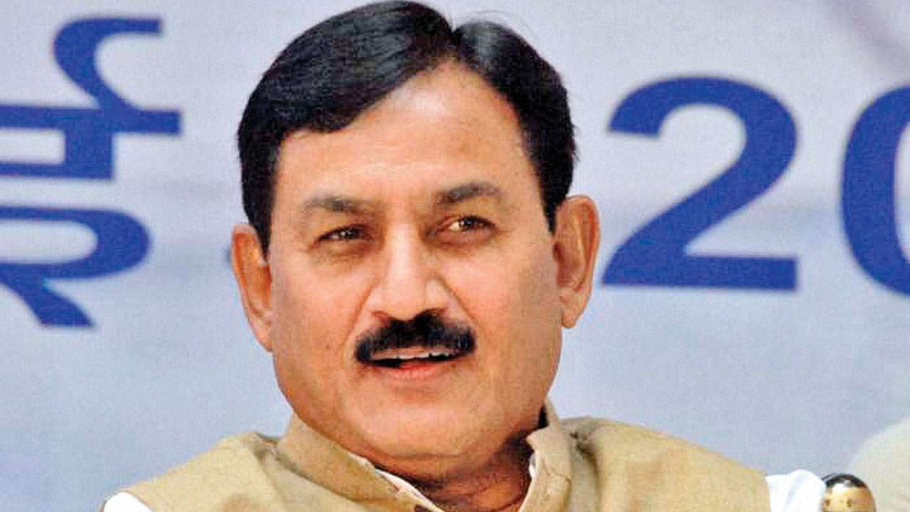 Gujarat: Senior Congress leader Bharatsinh Solanki tests COVID-19 positive