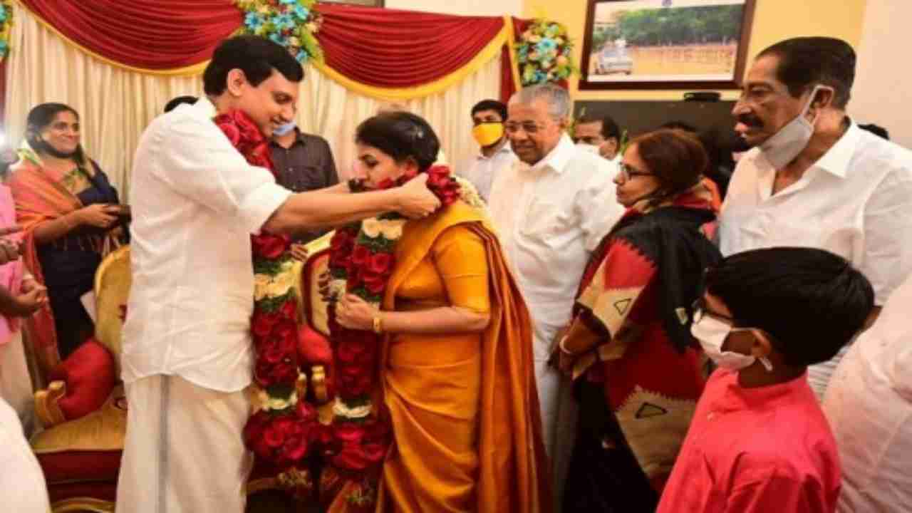 Kerala CM daughter marries top CPI-M youth leader