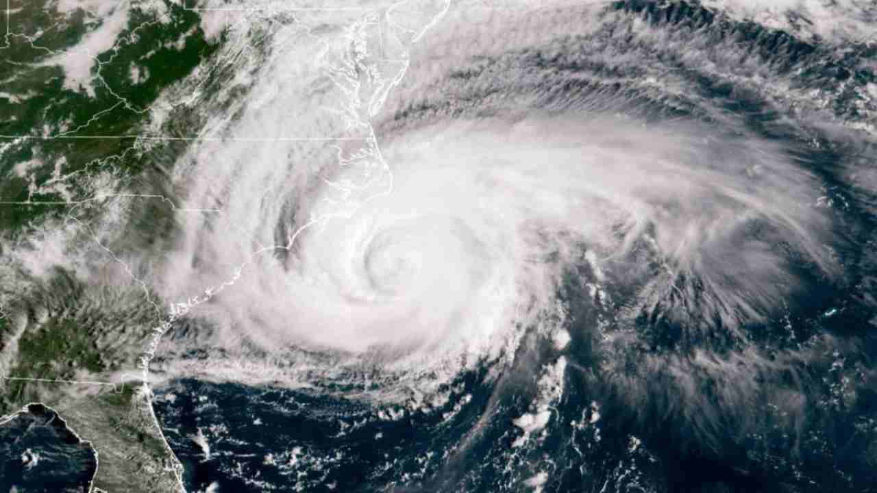 Tropical storm to bring heavy rain, winds to US East Coast
