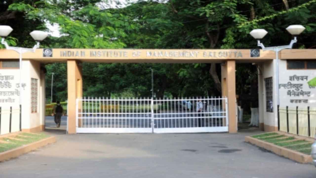 IIM Calcutta to start online classes for new MBA batch from August 10