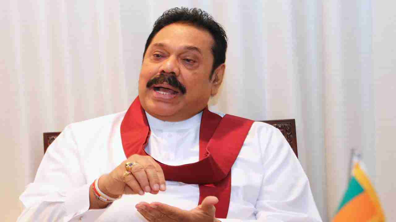 Sri Lankan PM Mahinda Rajapaksa resigns after state of emergency