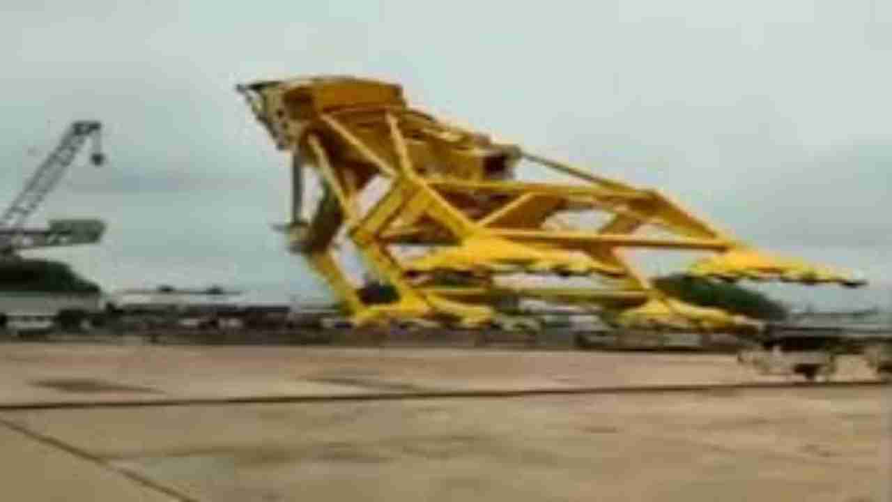 Visakhapatnam: 10 killed after giant crane collapses at Hindustan Shipyard limited
