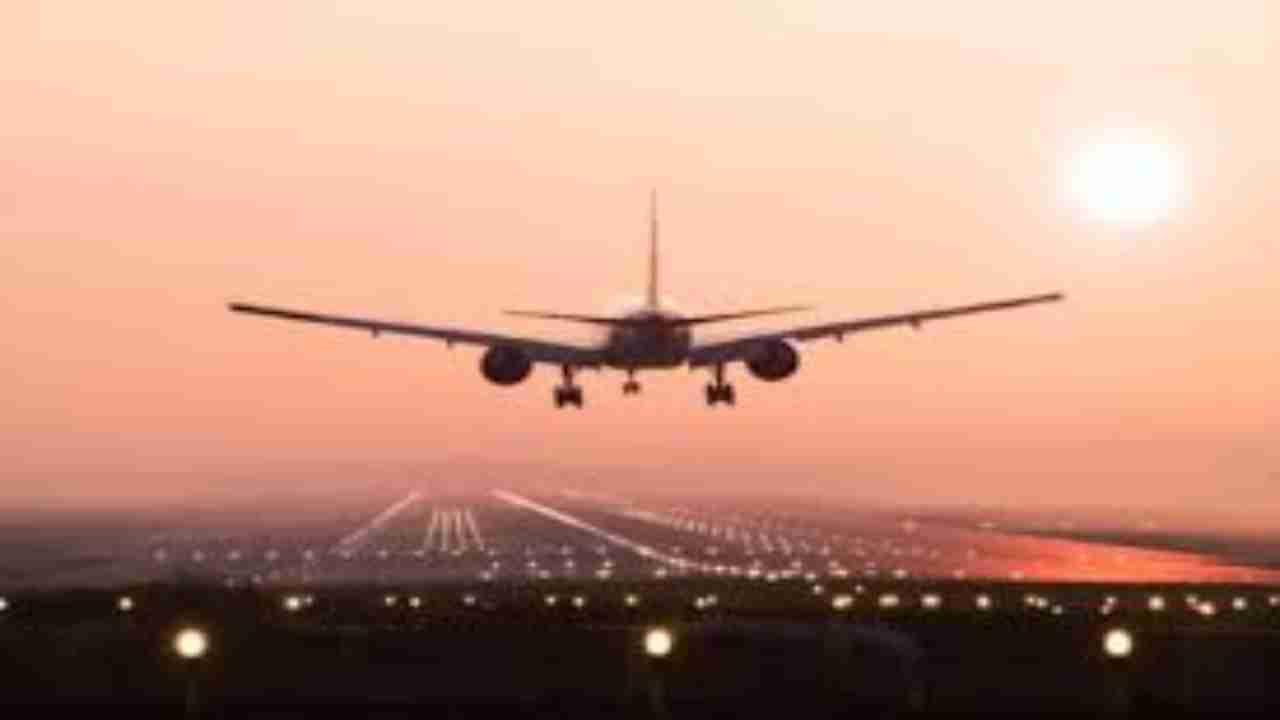 'Flyers, who refuse to wear face masks during a flight can be put on the no-fly list', says DGCA