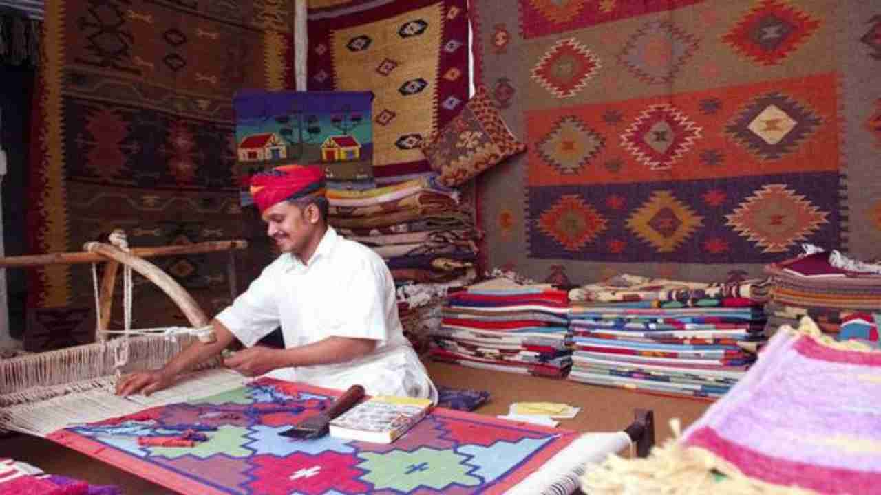 Celebrating 6th National Handloom Day: A digital campaign in support for Indian textiles