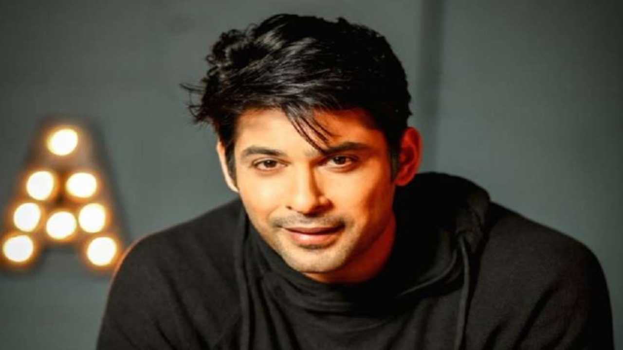 Sidharth Shukla urge fans not to send him gifts amid surge in COVID-19 cases