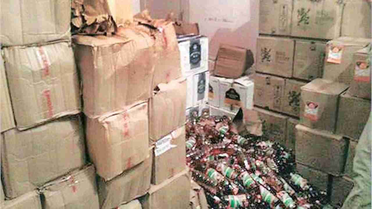 Rajasthan: Liquor smuggled in name of Ayurvedic medicine, busted