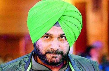 Congress leader Navjot Singh Sidhu to join protests to support farmers' cause