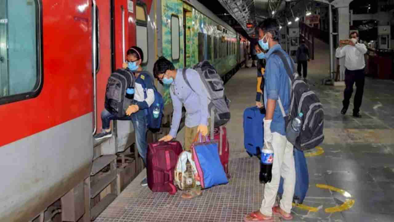 Indian Railways to charge user fee at nearly 1,000 stations, tickets may cost more