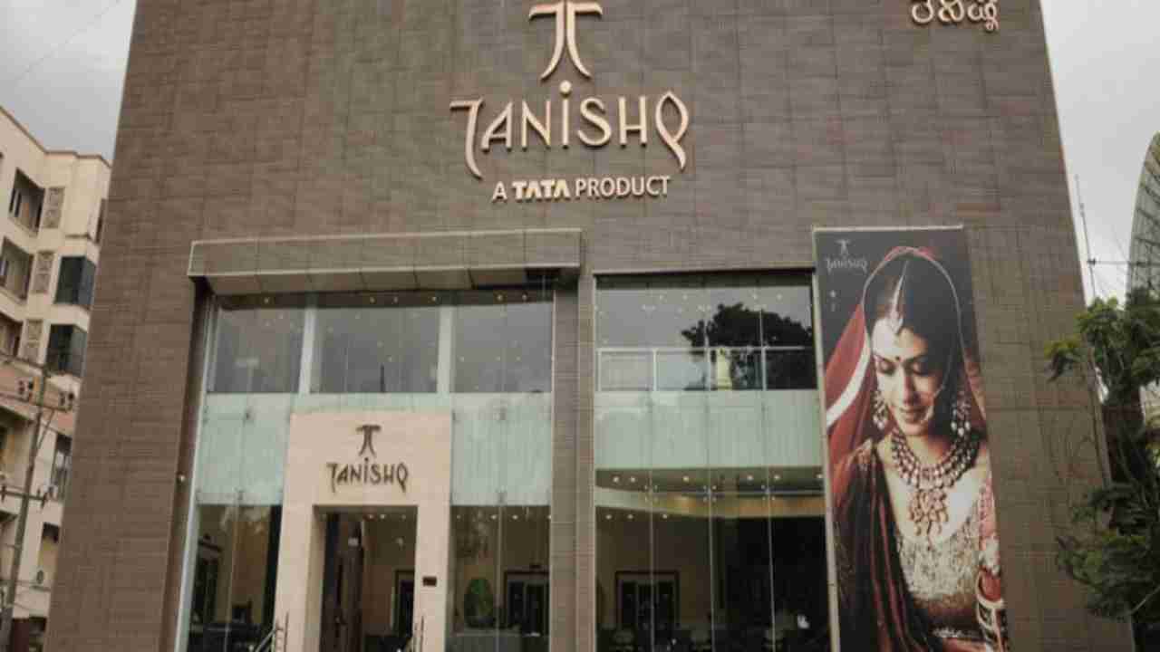 Tanishq store attacked by mob in Gujarat amid row over inter-faith ad