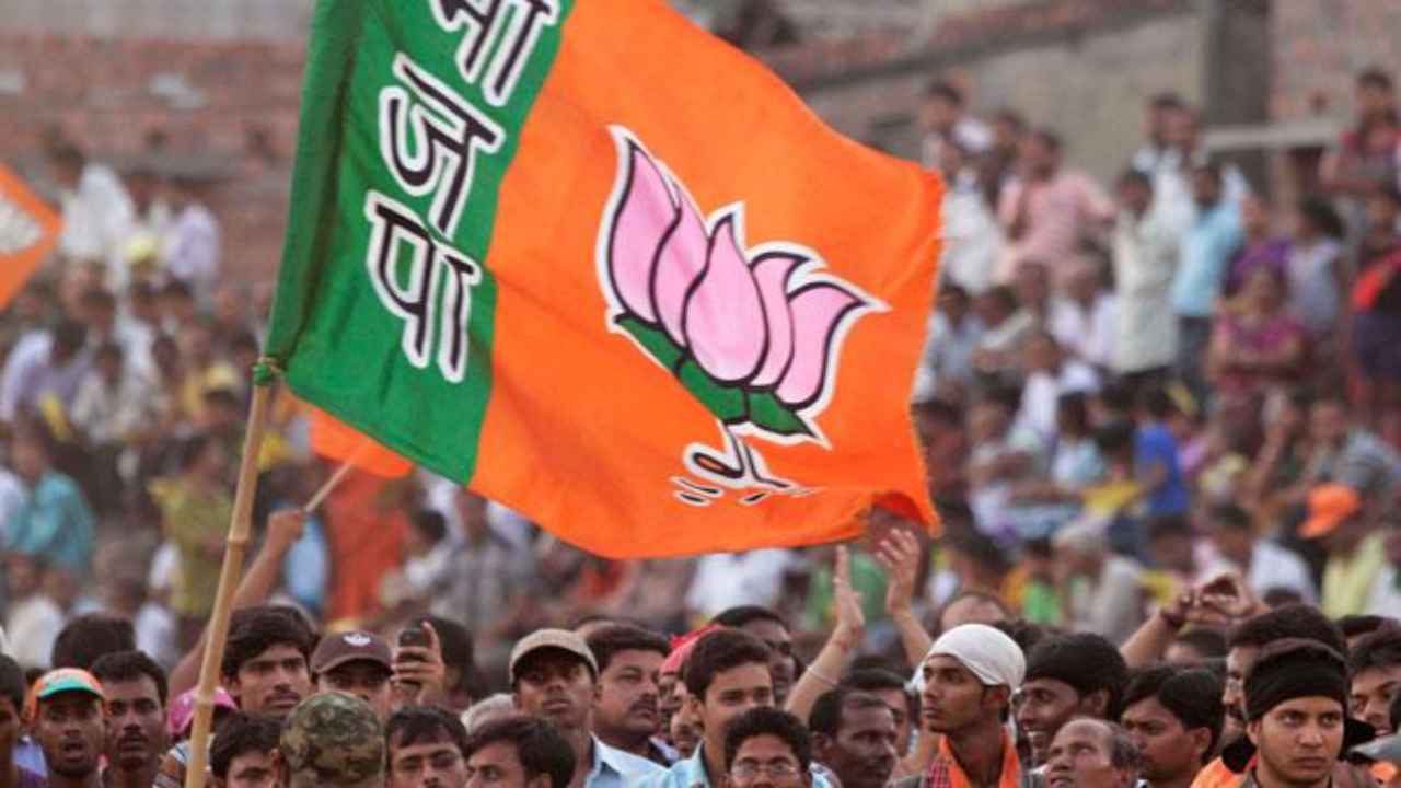 BJP Plans to Expand Base Among Yadavs, Pasmanda Muslims : Eye on 2024 Polls.