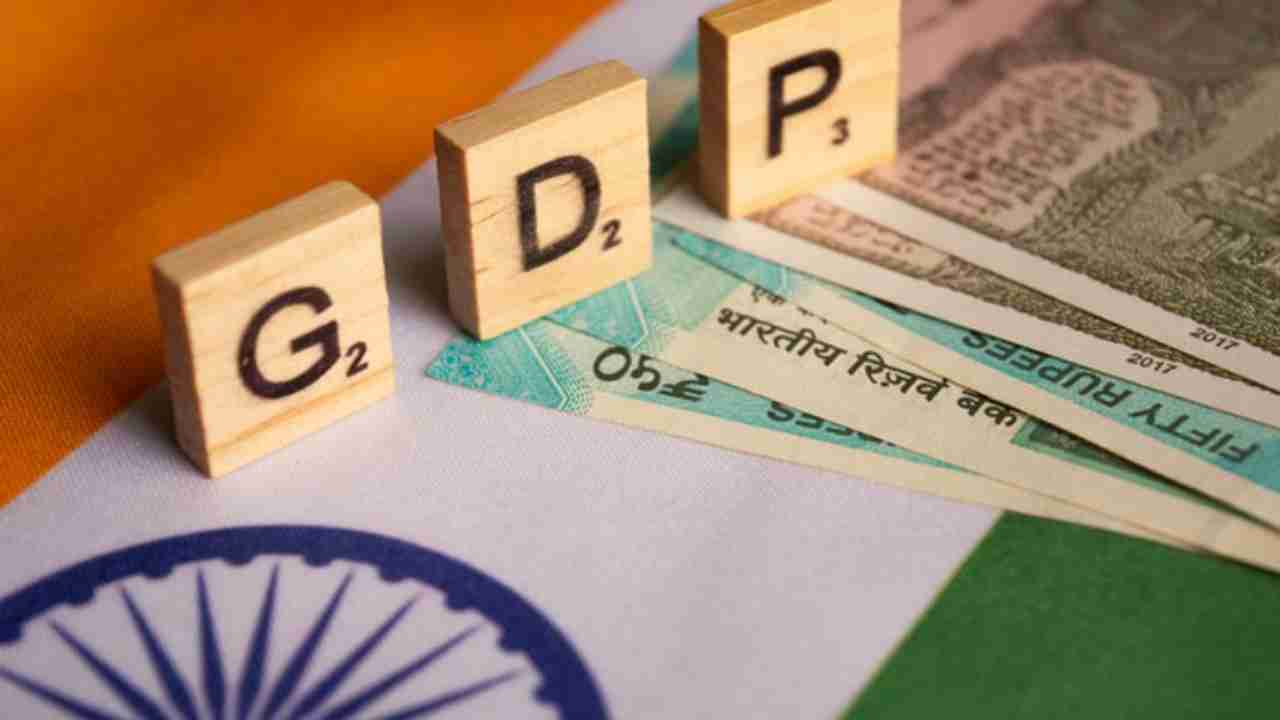 India enters recession: GDP drops by 7.5% in July-September quarter